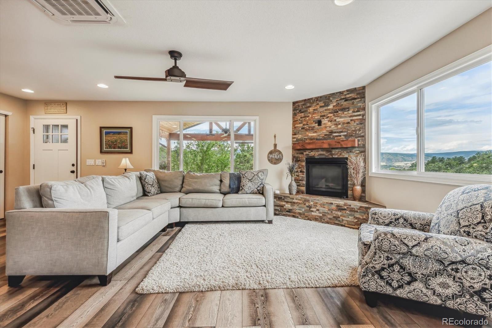 3581 Greenwood Road