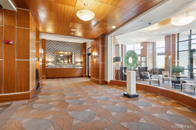8100 E Union Avenue Unit: 2006