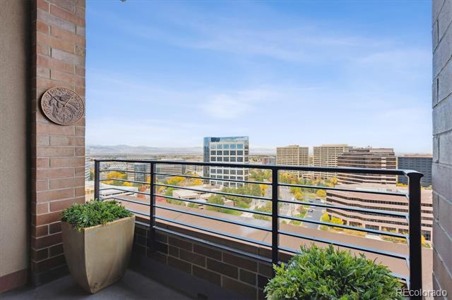 8100 E Union Avenue Unit: 2006