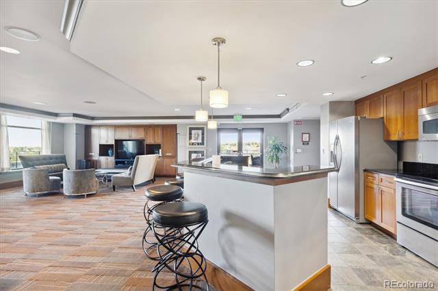 8100 E Union Avenue Unit: 2006