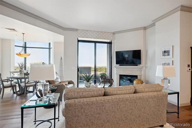 8100 E Union Avenue Unit: 2006