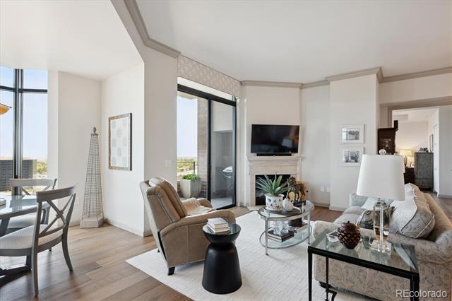 8100 E Union Avenue Unit: 2006