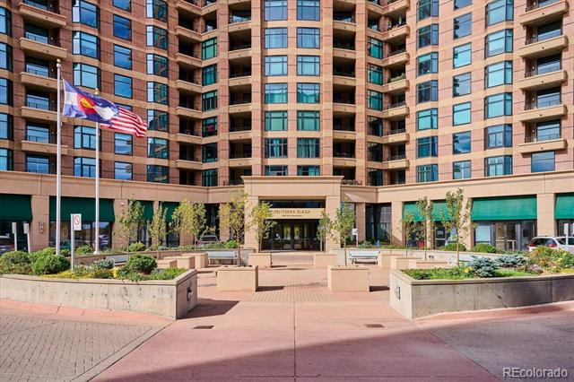 8100 E Union Avenue Unit: 2006