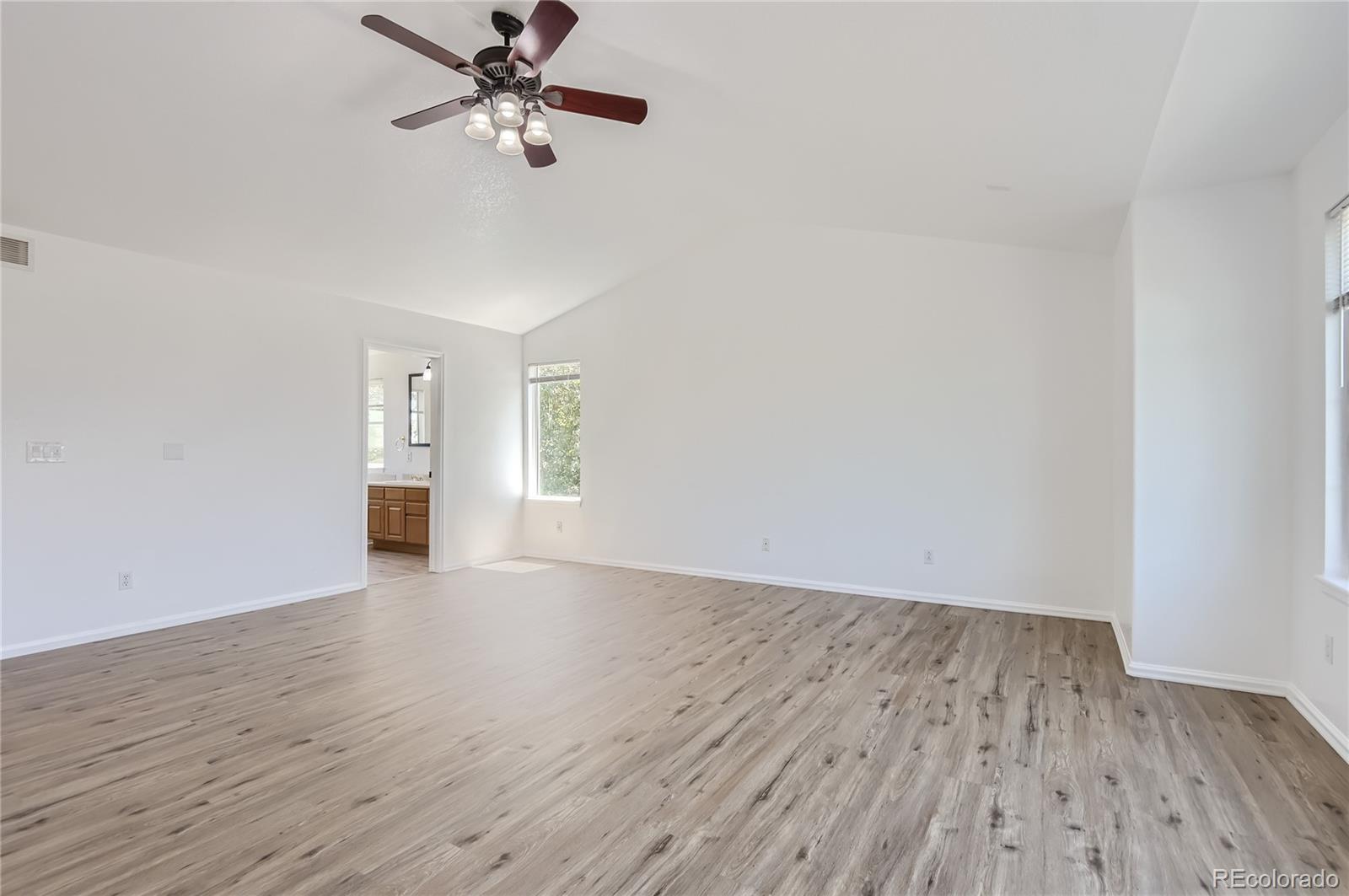11574 Wilson Circle
