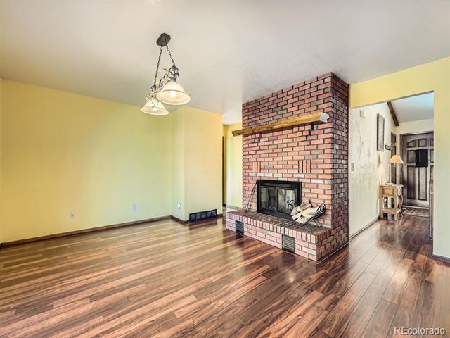 438 N 11th Avenue