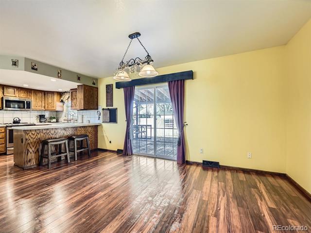 438 N 11th Avenue