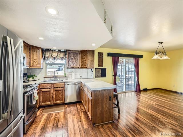 438 N 11th Avenue