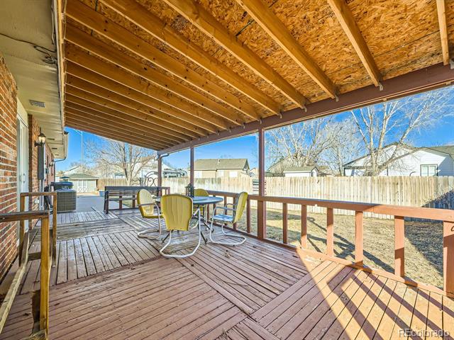 438 N 11th Avenue