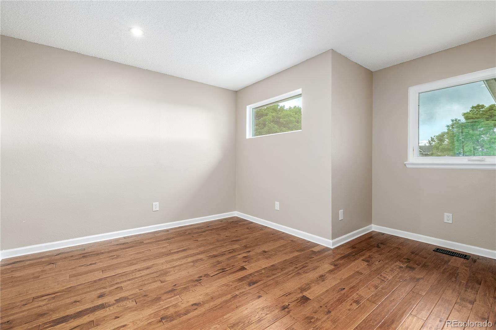 2393 Lansdowne Place