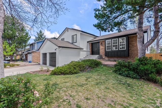 7888 S Magnolia Way