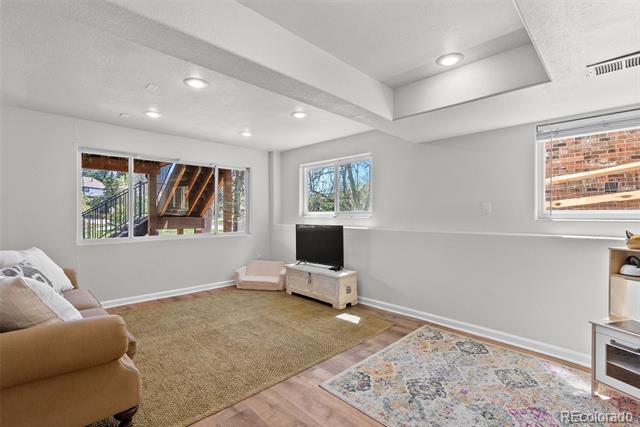 7888 S Magnolia Way