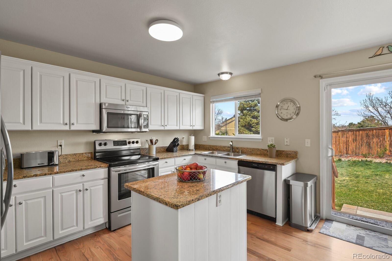 1295 Mulberry Lane
