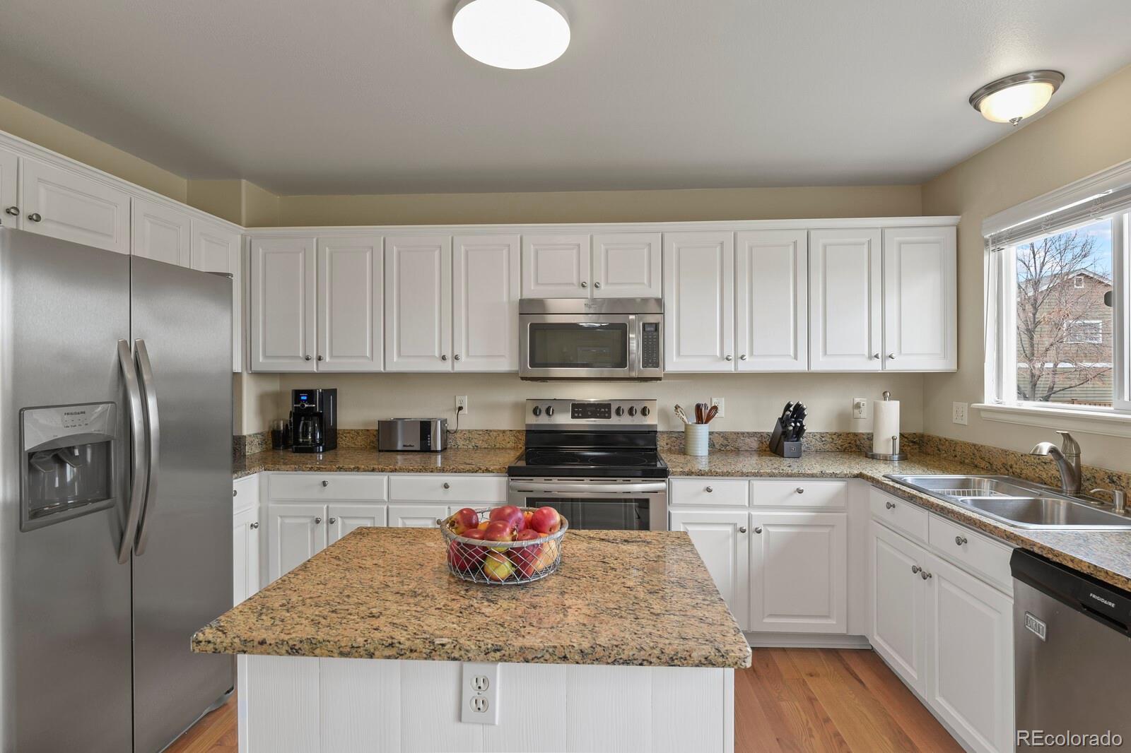 1295 Mulberry Lane