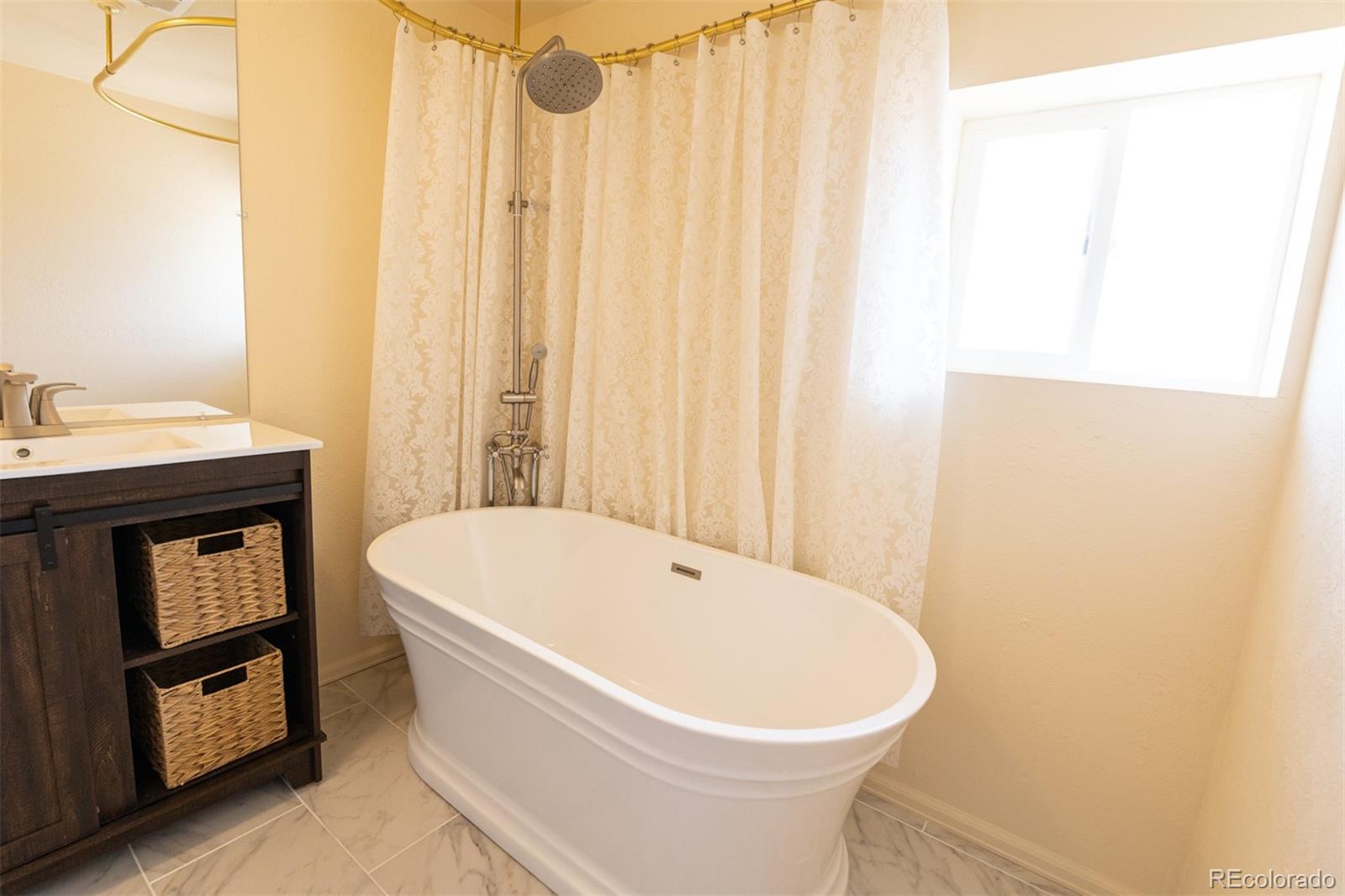 9995 W Wesley Avenue