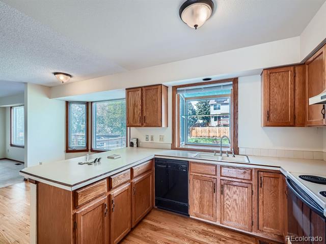 3873 W 98th Avenue