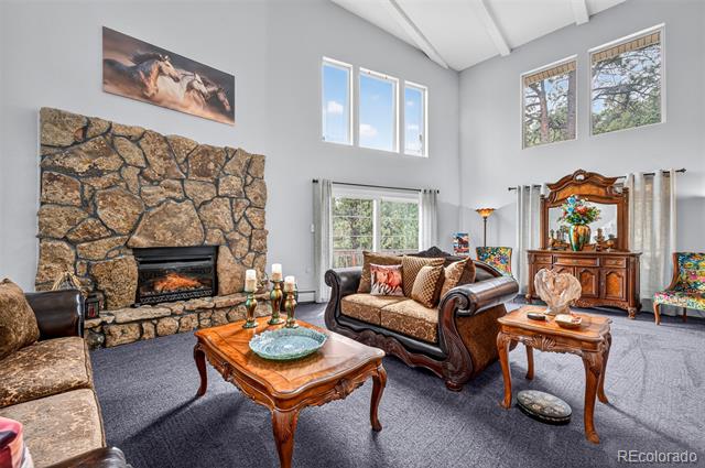 11994 Cochise Circle