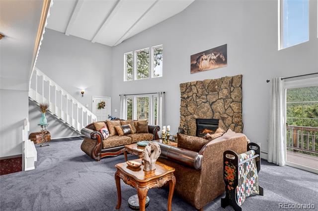 11994 Cochise Circle