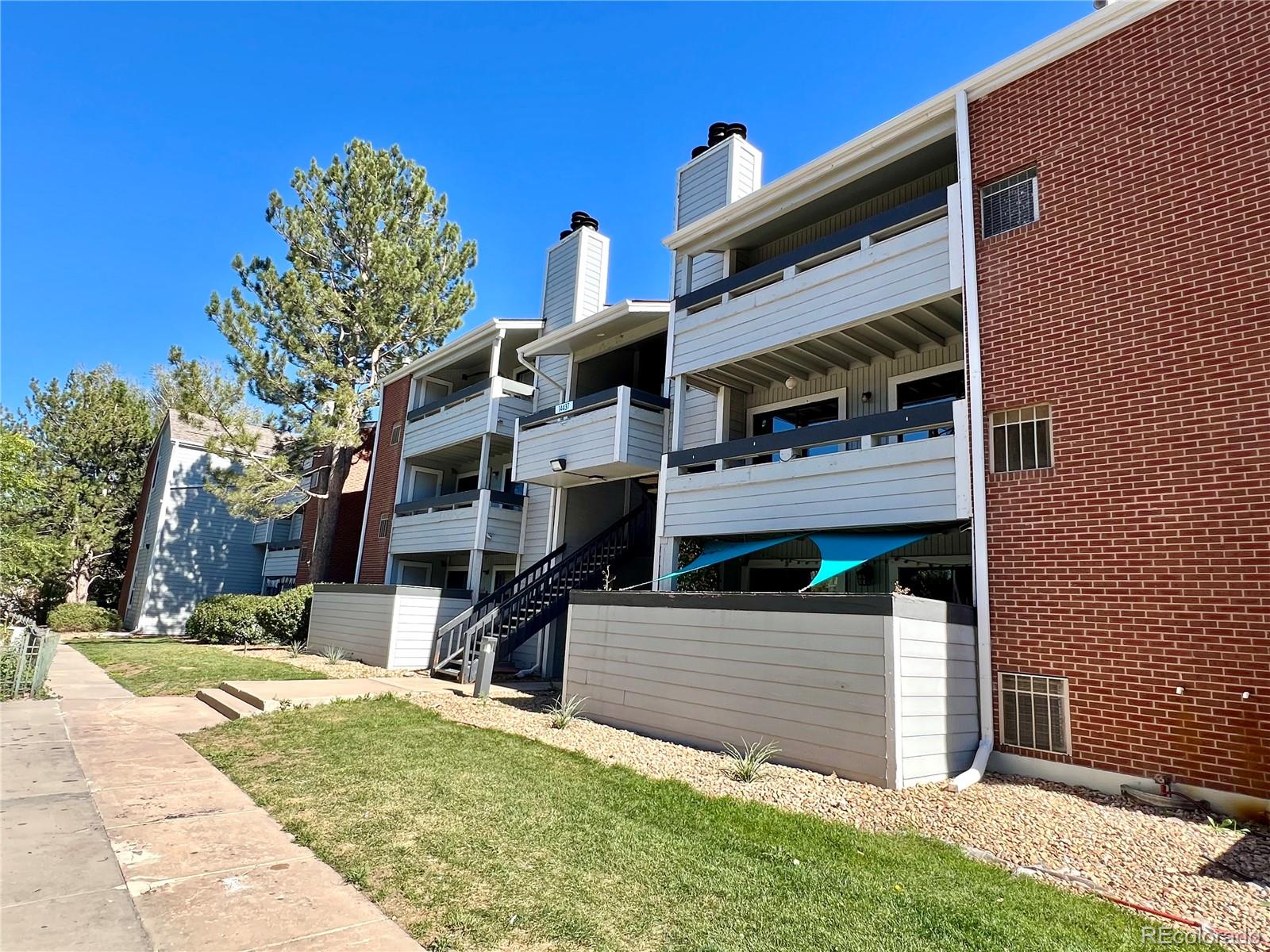14437 E 1st Drive Unit: B10