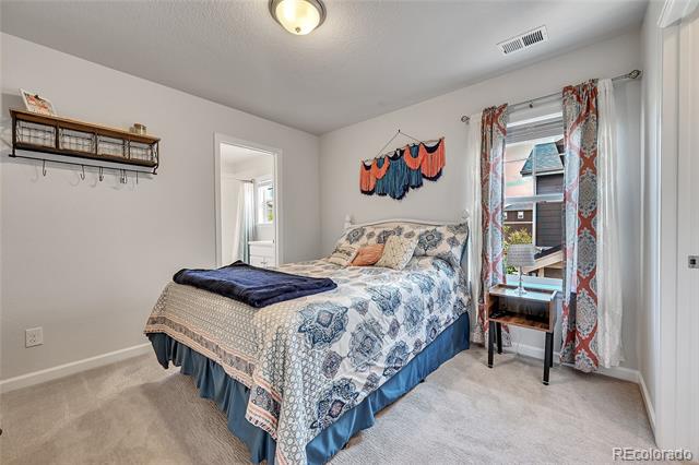 5878 Berry Ridge Way