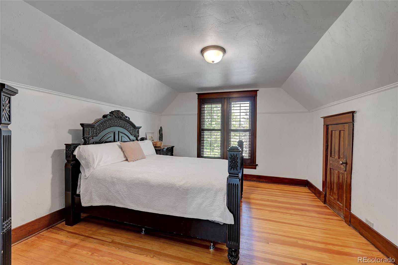 3737 Jason Street
