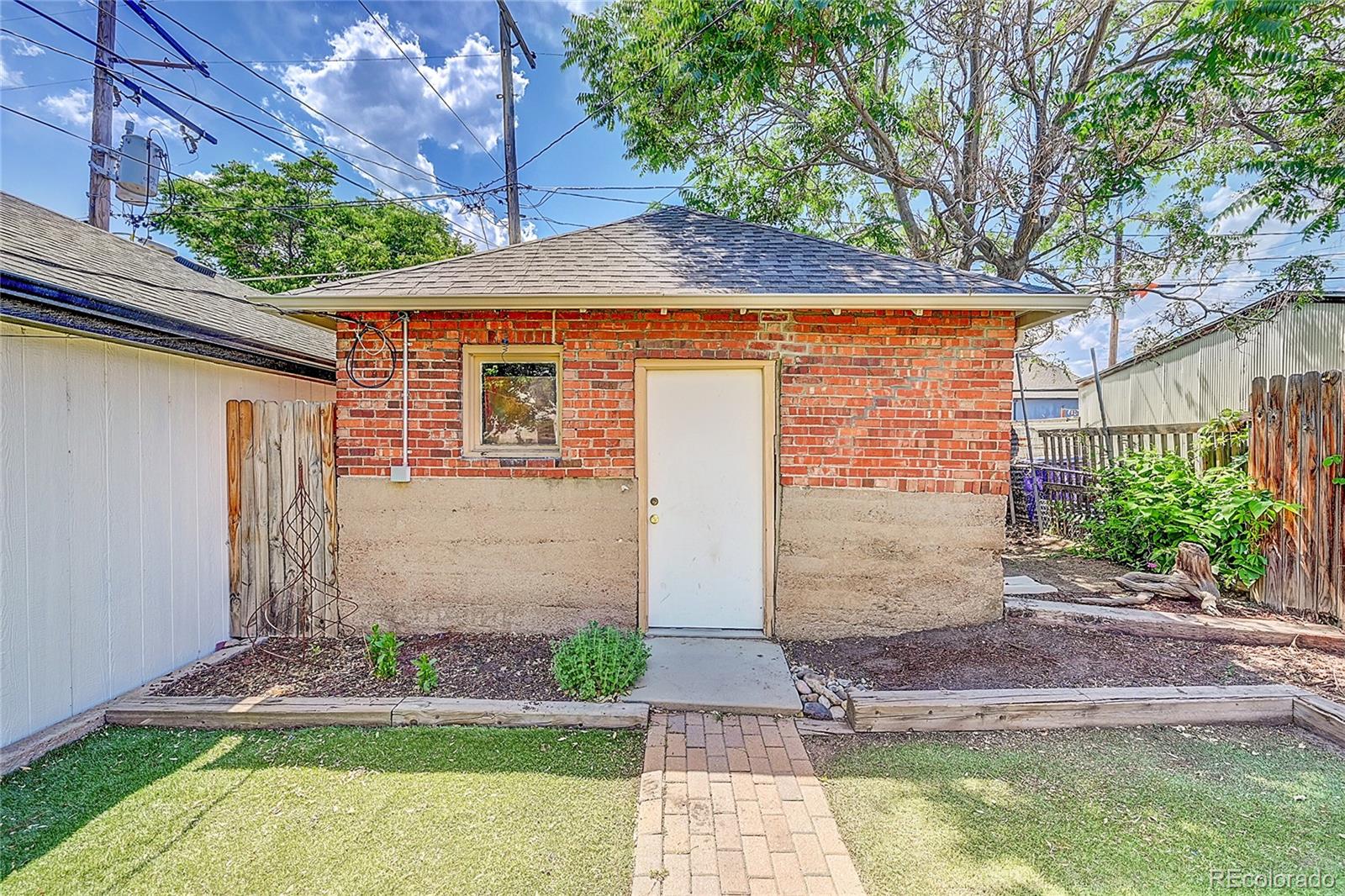 3737 Jason Street