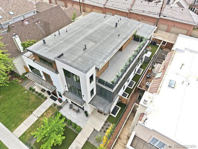 443 Clayton Street