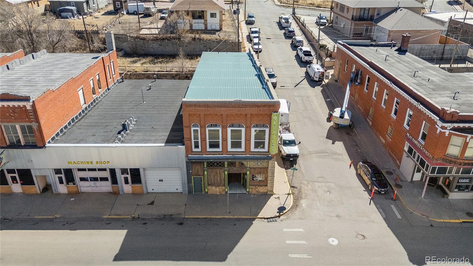 466 W Main Street