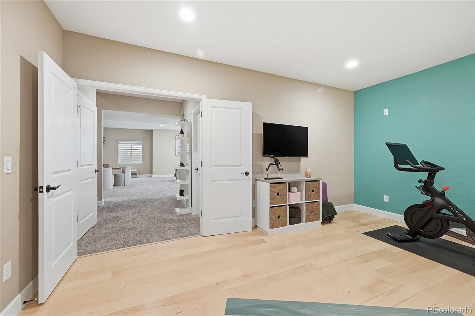 153 Sunbeam Court