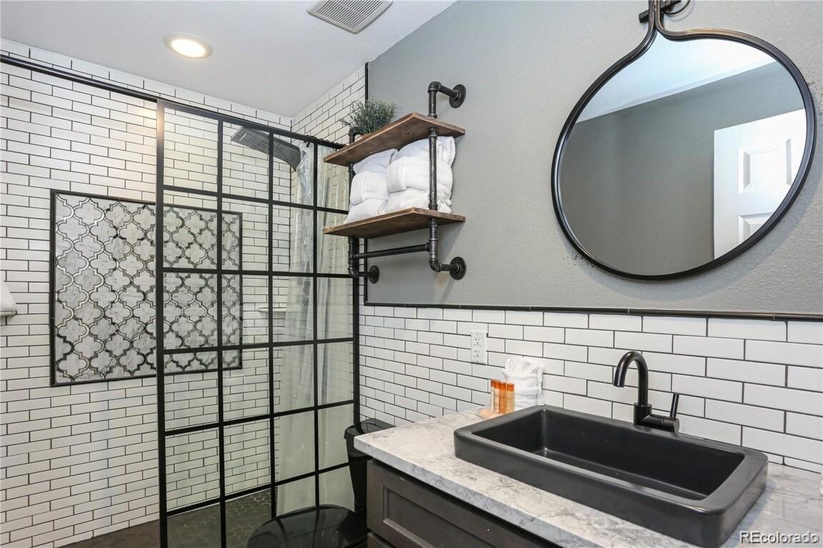 410 Tenderfoot Street Unit: 44