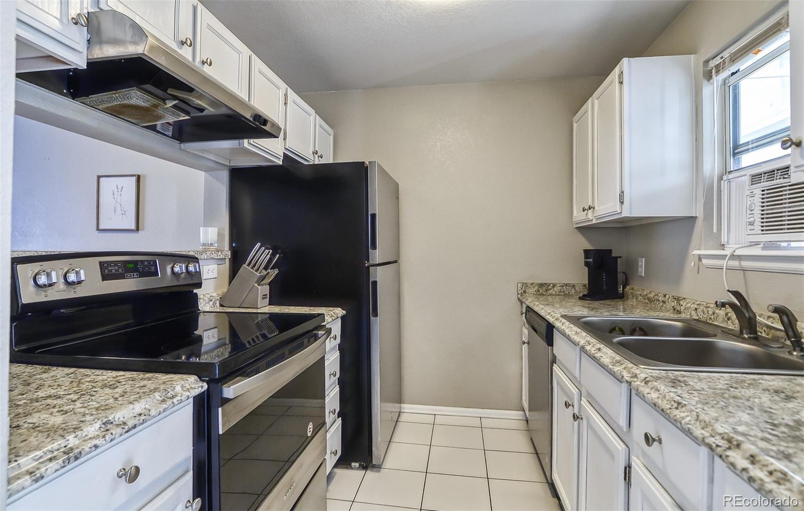 1267 S Gilbert Street Unit: 302
