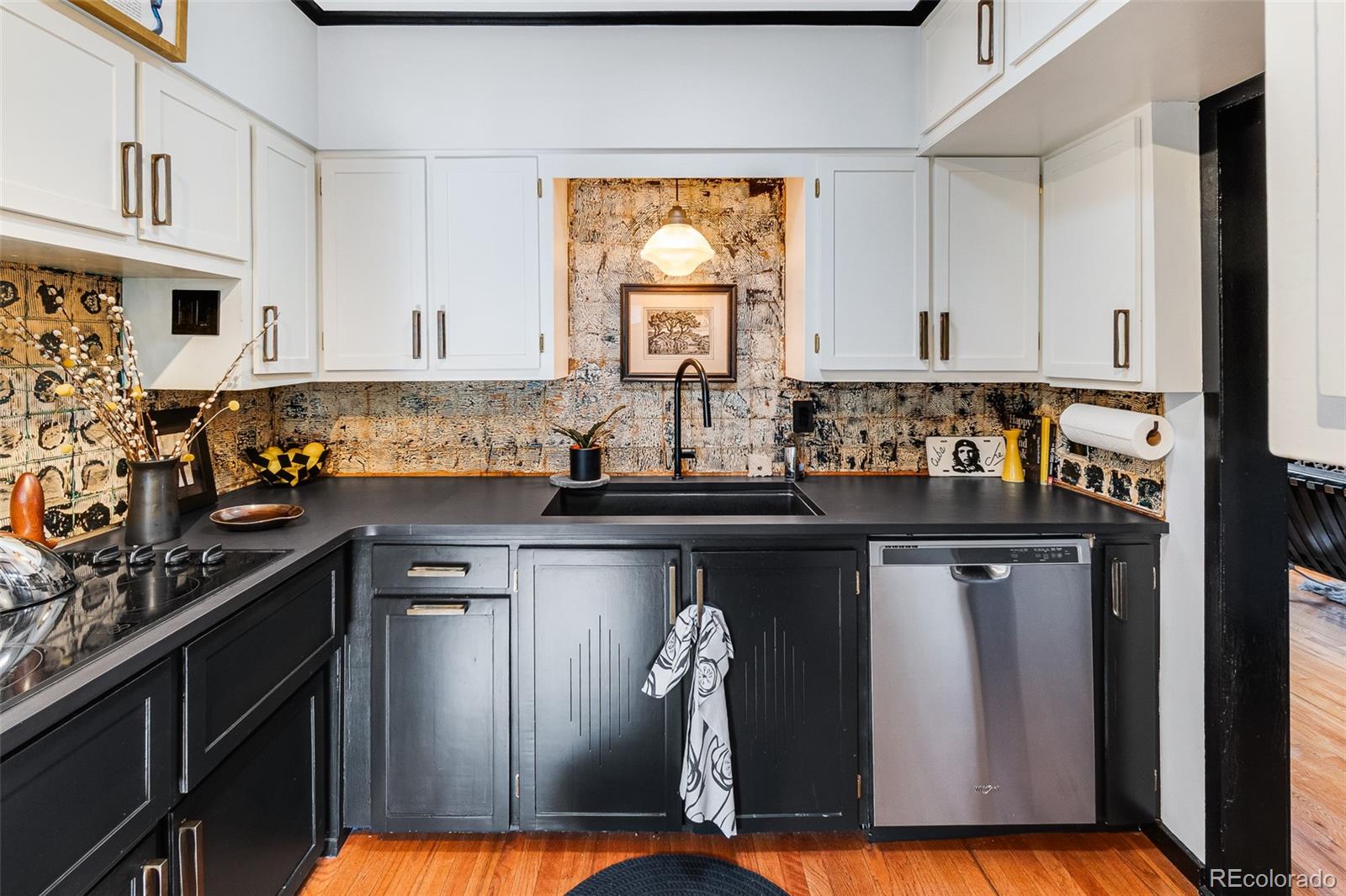 4401 S Delaware Street