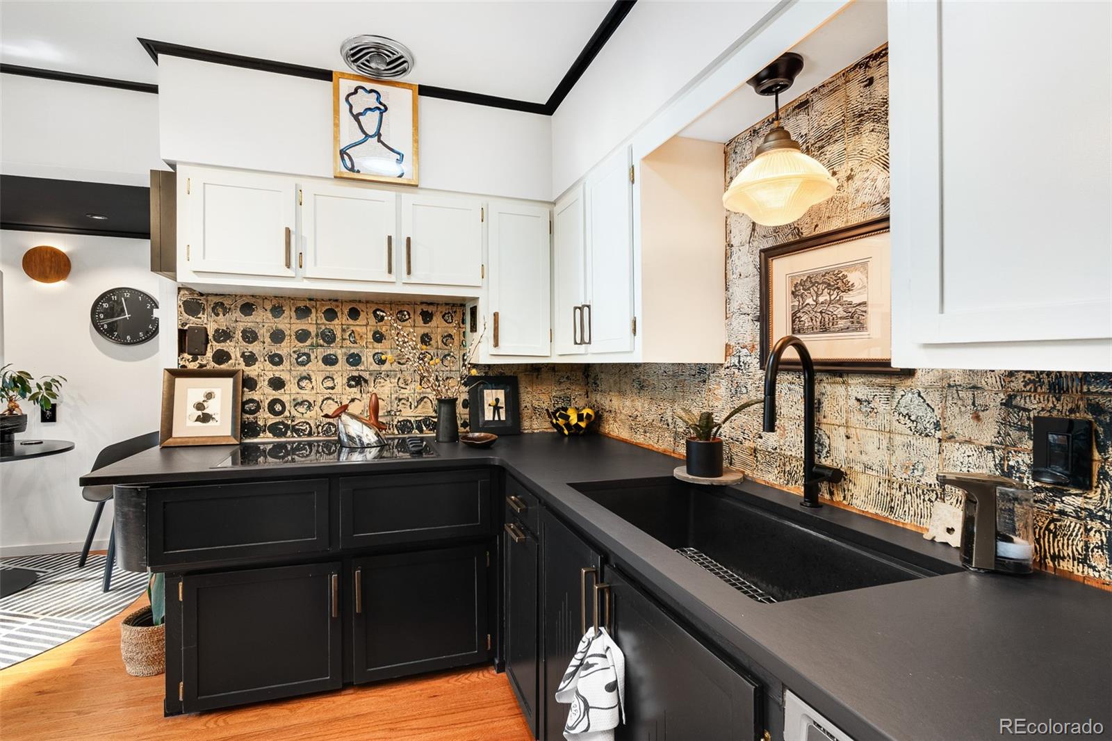 4401 S Delaware Street