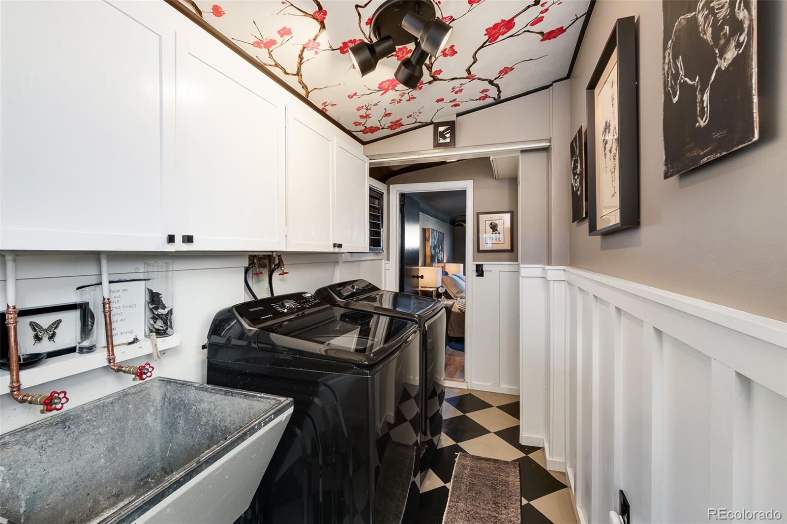 4401 S Delaware Street