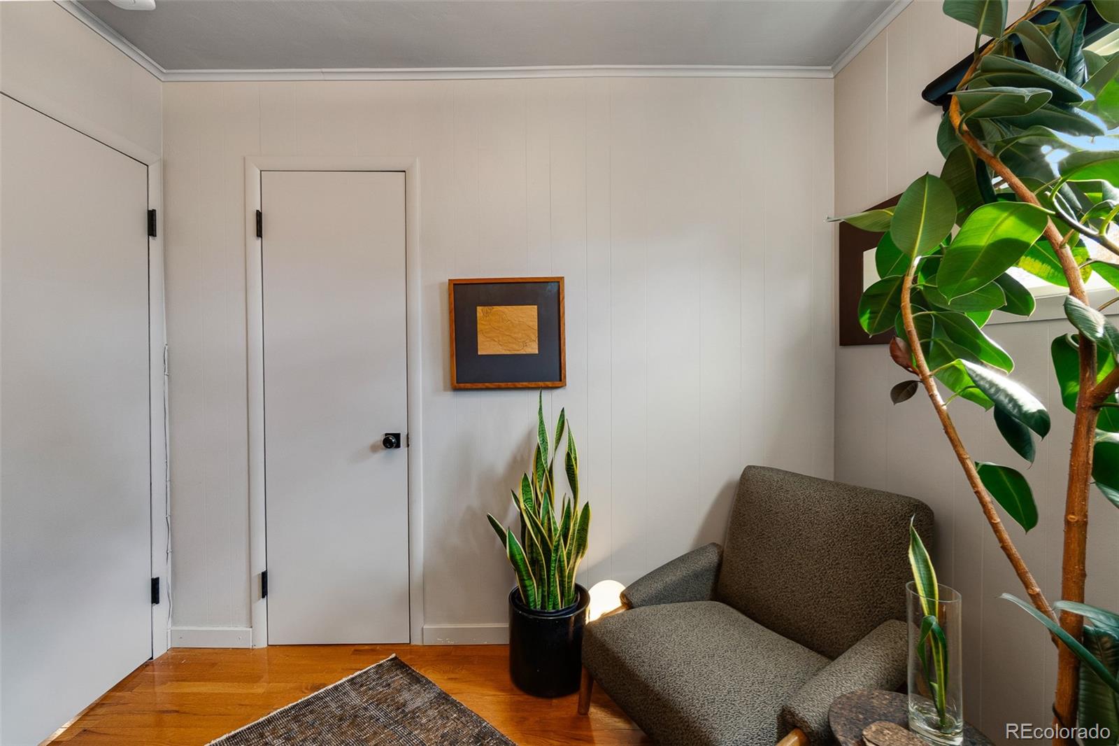 4401 S Delaware Street