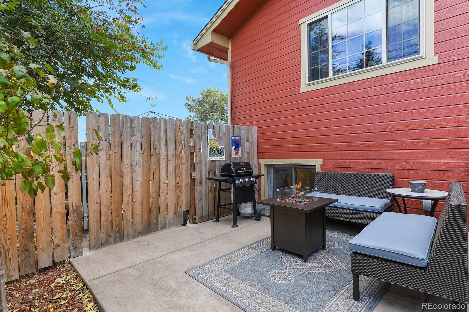6427 Grandview Avenue Unit: A & B