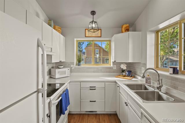 6427 Grandview Avenue Unit: A & B