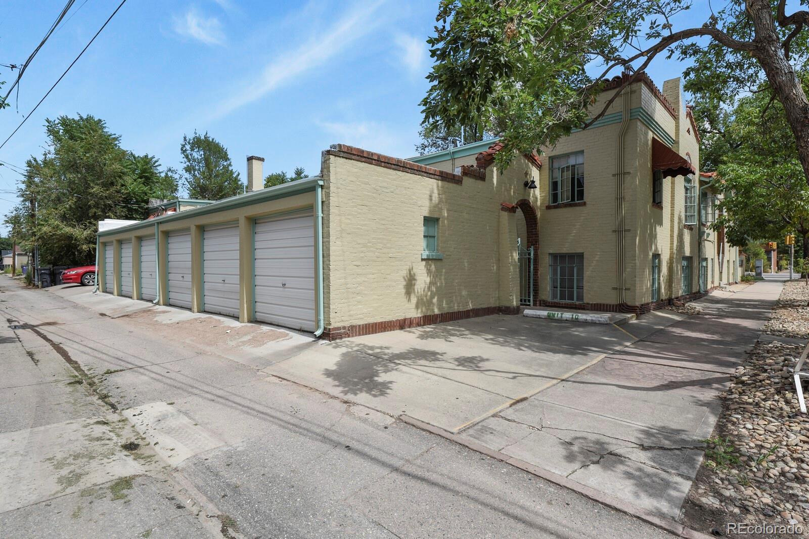 485 S Logan Street Unit: 11