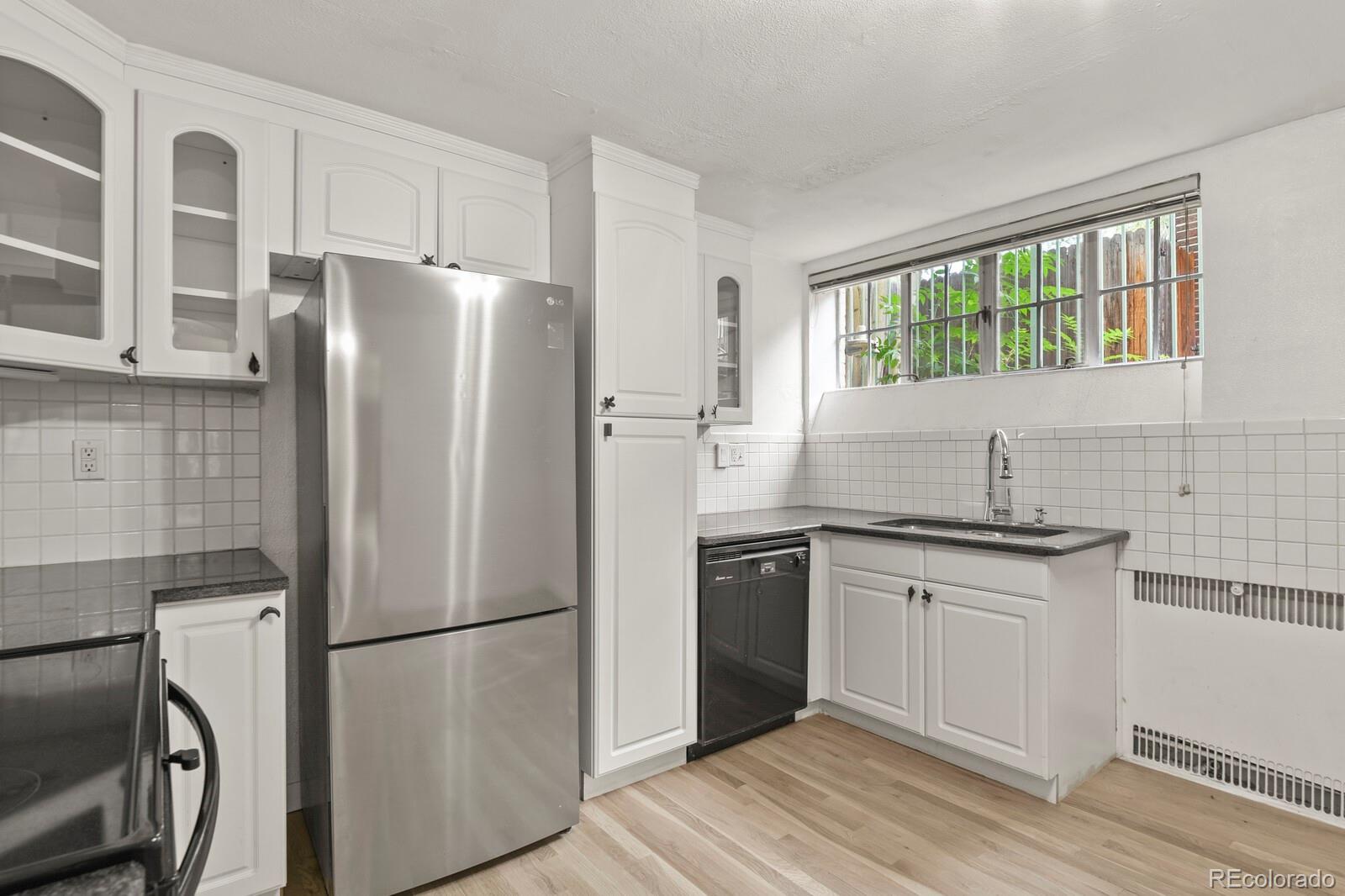 485 S Logan Street Unit: 11