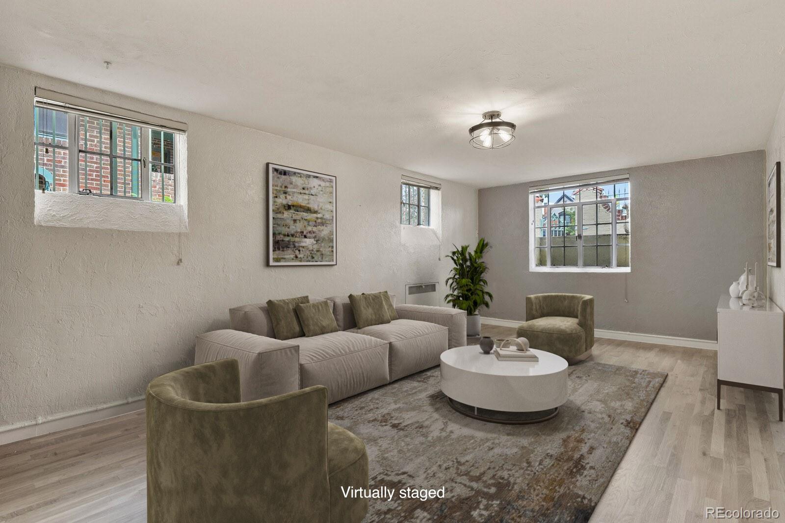 485 S Logan Street Unit: 11