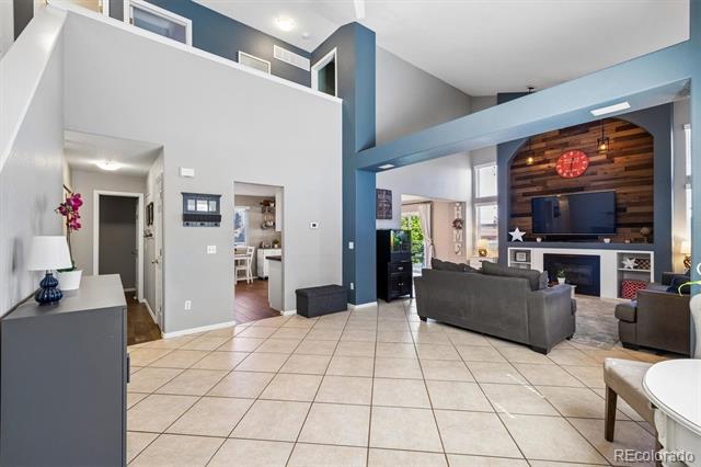 2036 Ashwood Place