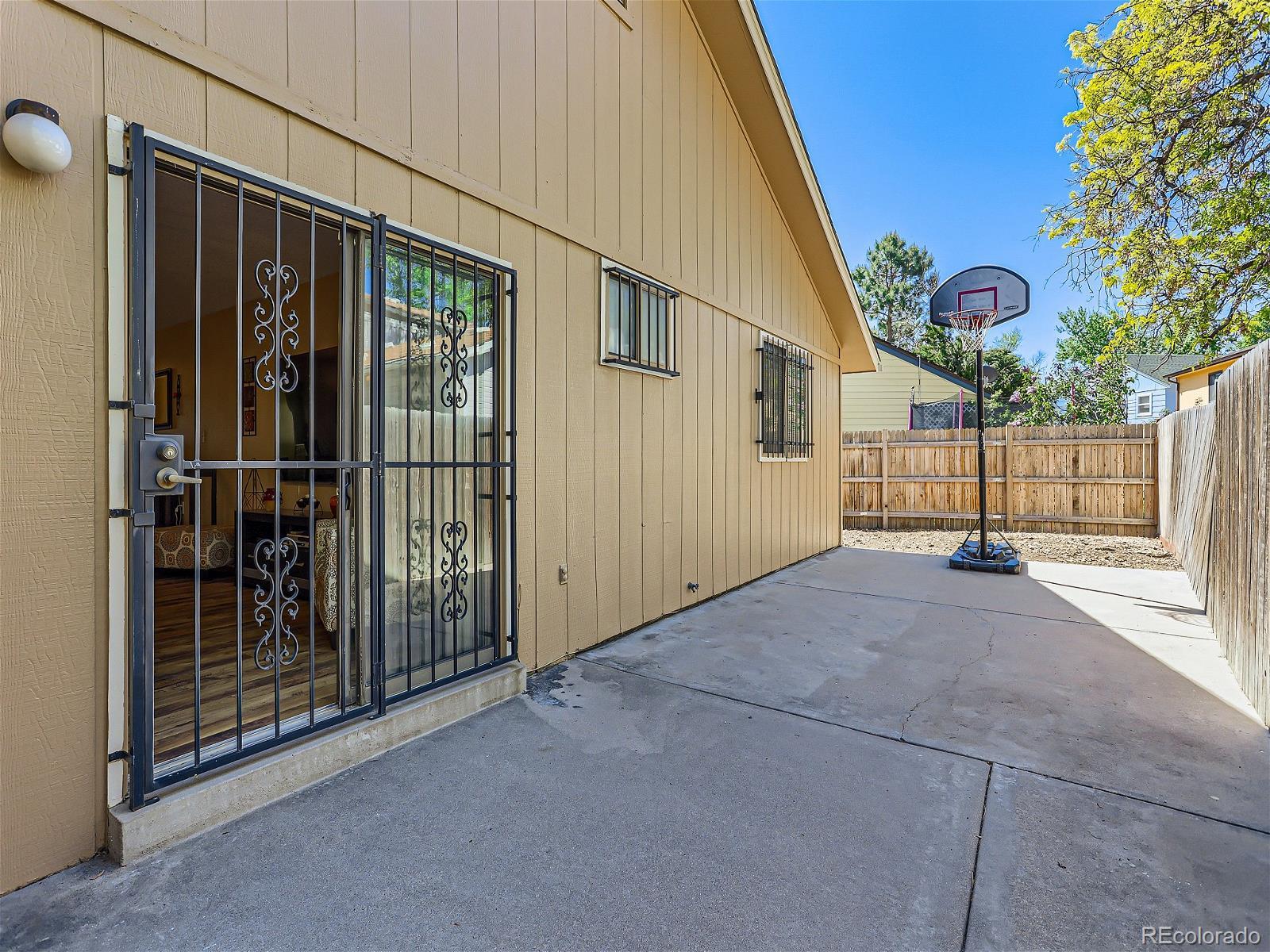 14160 E Gunnison Place