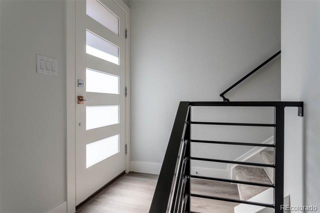 2350 Tremont Place Unit: 19