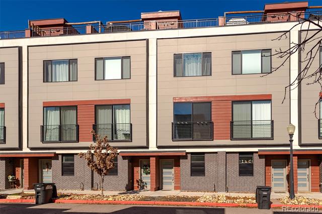 2350 Tremont Place Unit: 19