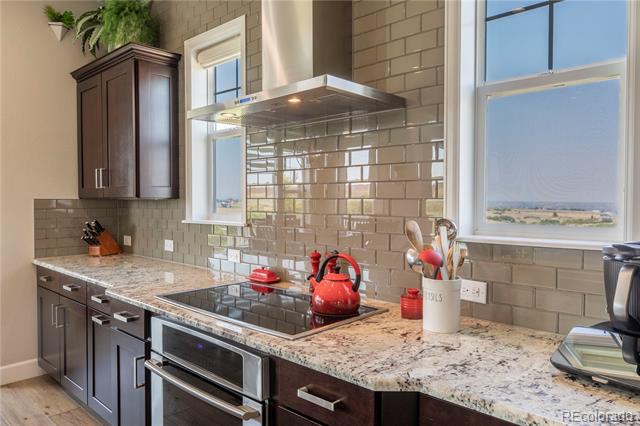 9190 Red Primrose Street
