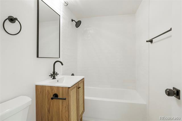 1011 Pierce Street Unit: 5