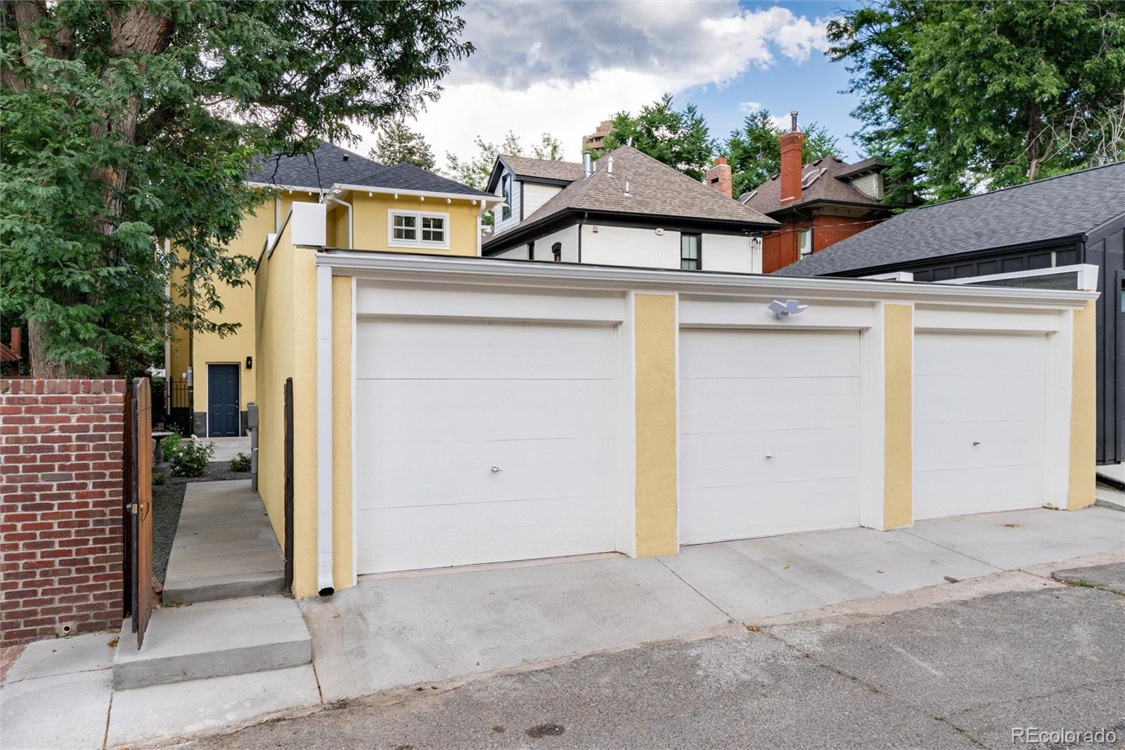 1337 N Humboldt Street