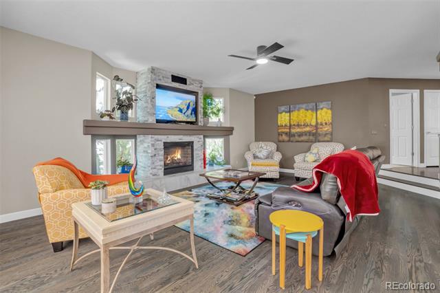 4529 Castle Lane