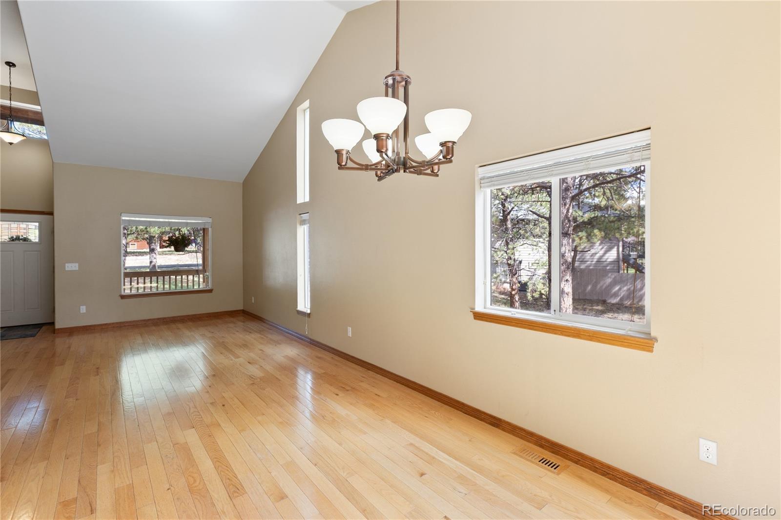 2141 Valley View Drive