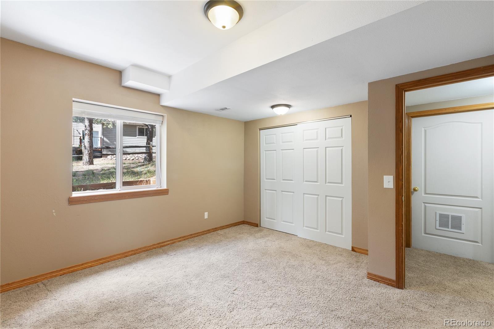 2141 Valley View Drive