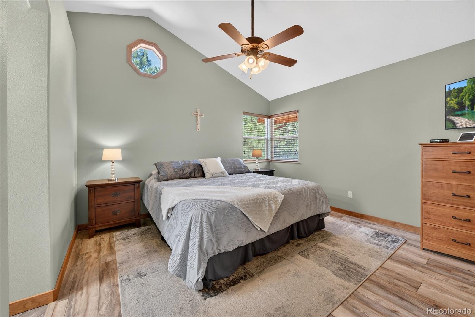2141 Valley View Drive